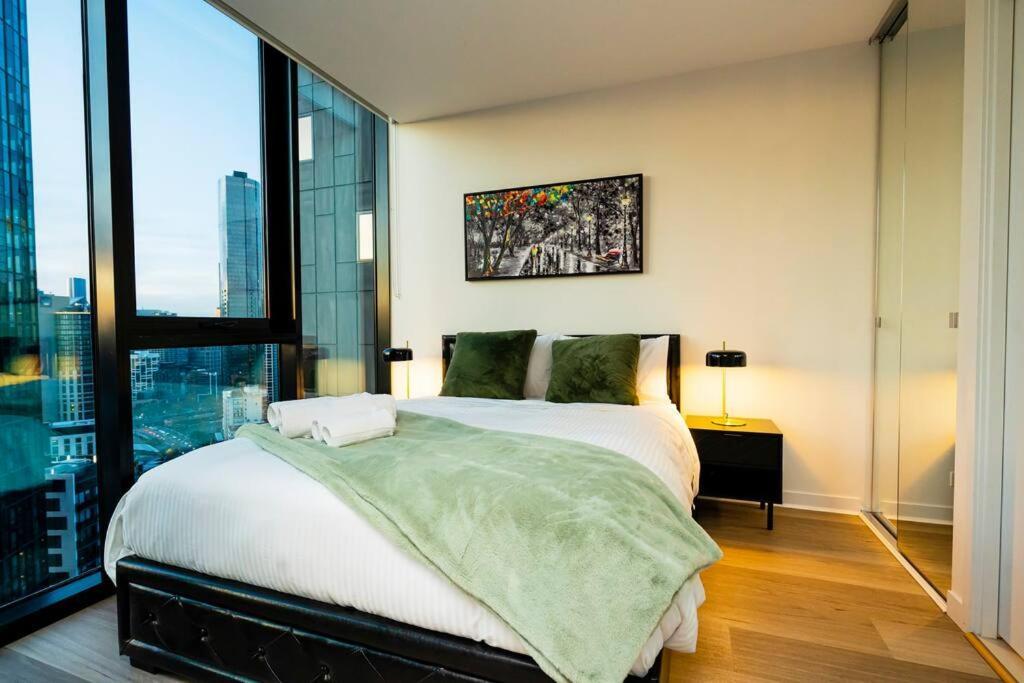 Ferienwohnung Luxe Haven - 42Nd Floor Panoramic City Views Melbourne City Exterior foto